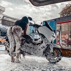 Meet your Posher, Erick